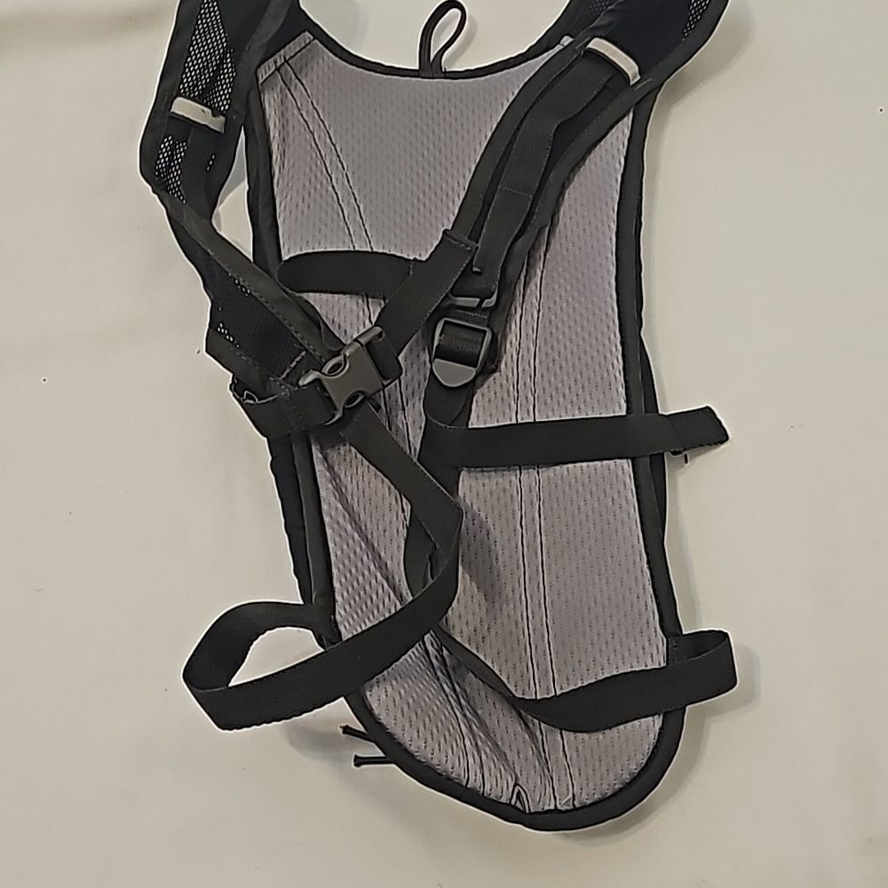Camelback bag - Picture 3 of 6
